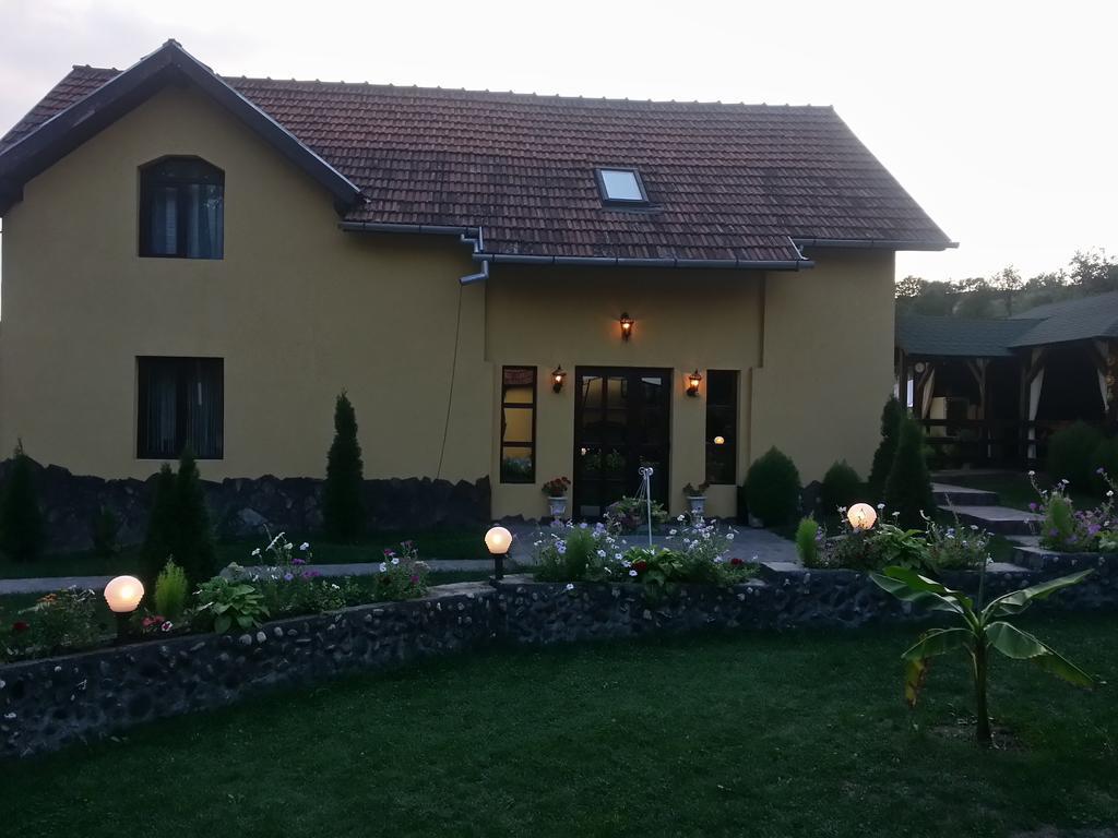 Casa De Vacanta Silvia Varmaga ภายนอก รูปภาพ
